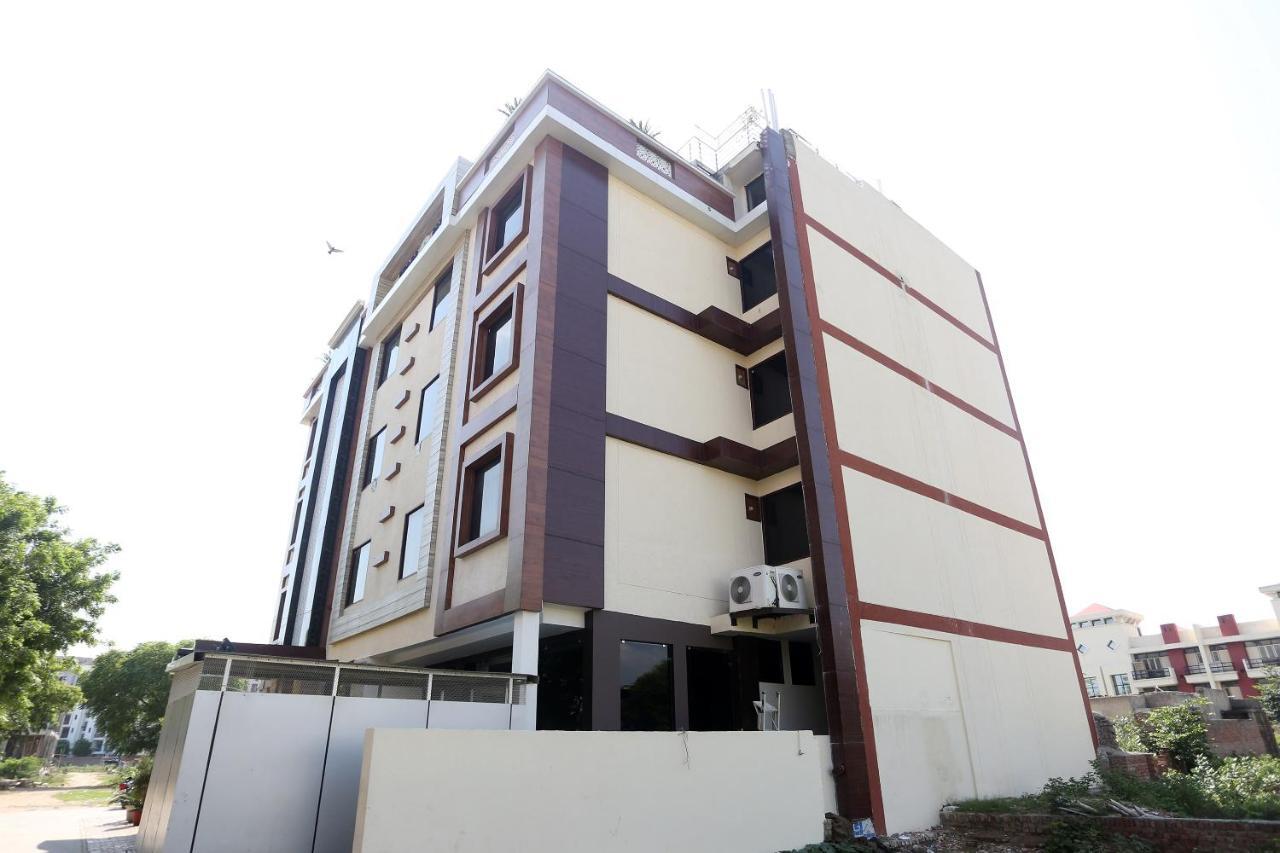 Hotel Pearl Blue Agra  Exteriör bild